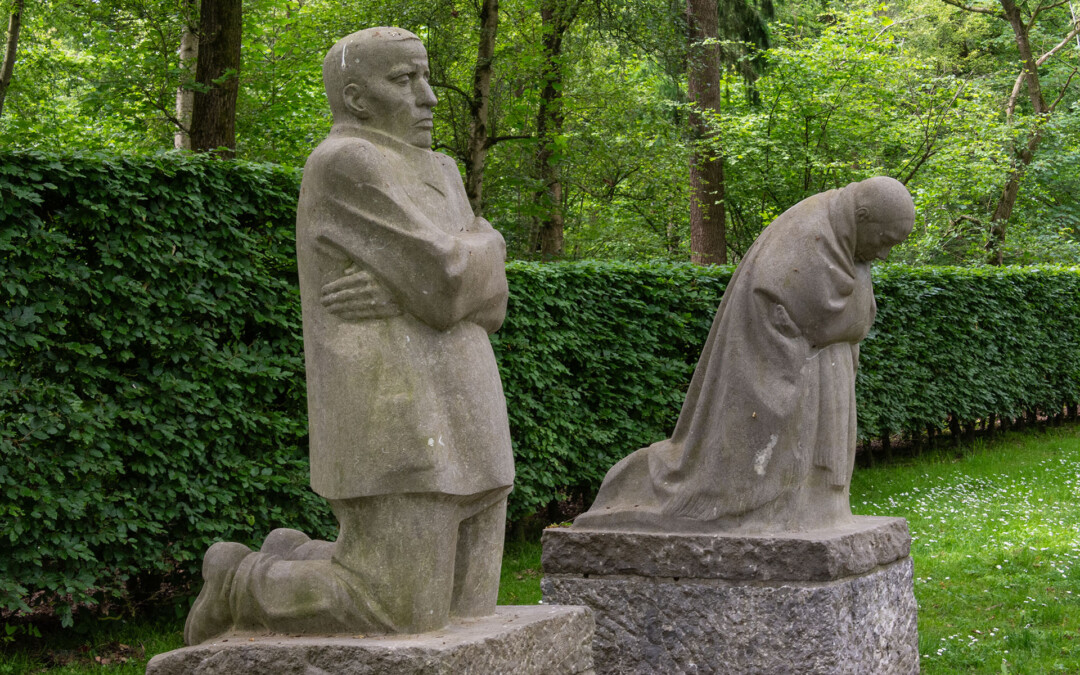 The Grieving Parents, by Käthe Kollwitz, Vladslo Cemetery, Belgium